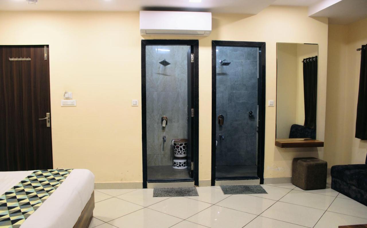 Maruti Group Of Hotels - Shri Naman Nathdwara Exterior photo